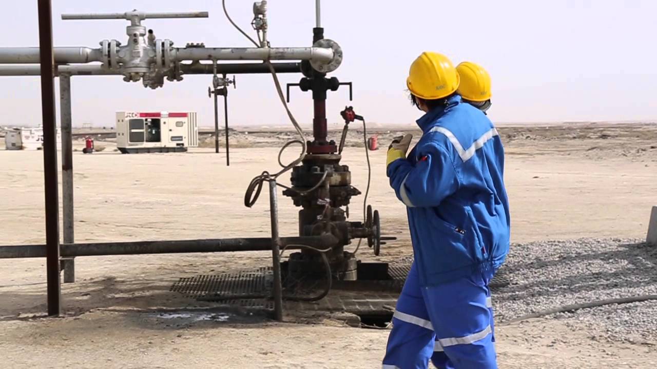 الكويت تستنجد بمصر والهند لتشغيل منشأتها النفطية 