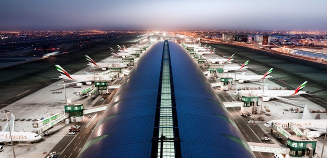 نمو حركة المسافرين الشهرية في مطار دبي حوالى 8%