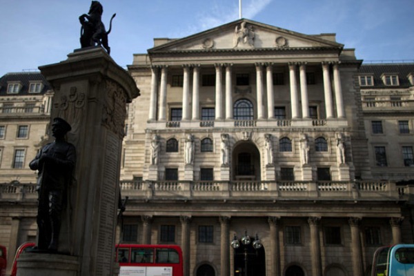 بنك انكلترا: بدء ظهور بعض مخاطر الخروج البريطاني