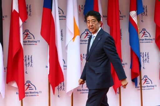 رئيس الوزراء الياباني يعلن خطة لانعاش الاقتصاد