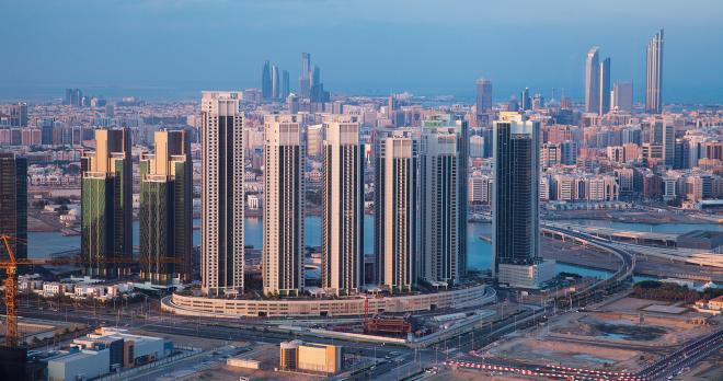 رصيد الاستثمار الأجنبي في أبوظبي يسجل نموًا 8 %