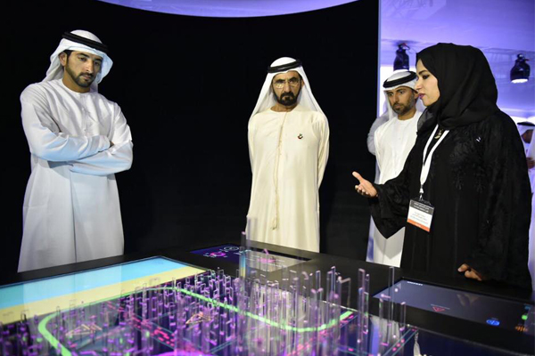 محمد بن راشد يعلن استراتيجية الإمارات للطاقة 2050