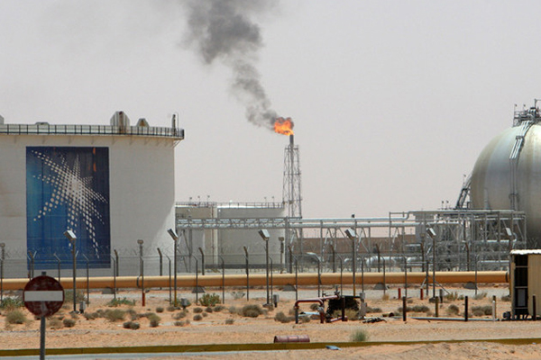 أرامكو السعودية ترفع إمدادها وتحتفظ بحصصها النفطية في آسيا