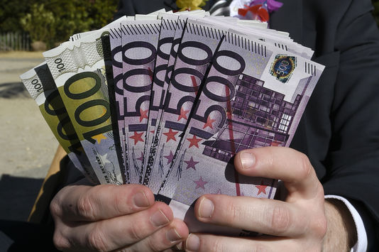 المصارف الأوروبية تلجأ إلى الملاذات الضريبية لخفض ضرائبها