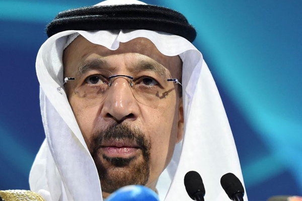 وزير الطاقة السعودي يبحث ببغداد تمديد خفض الإنتاج