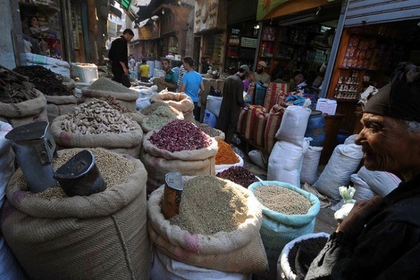 الإصلاحات الاقتصادية في مصر تنبىء برمضان قاس