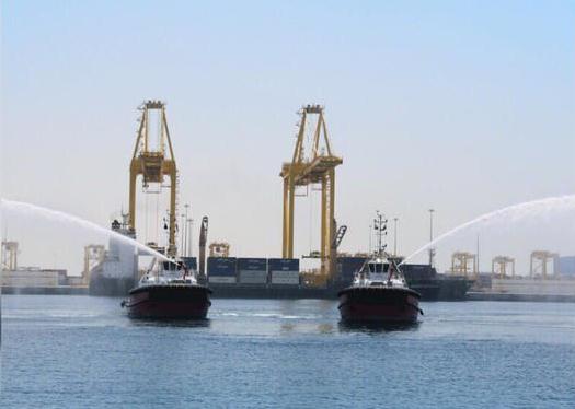 قطر تدشن خطين ملاحيين جديدين مع سلطنة عمان