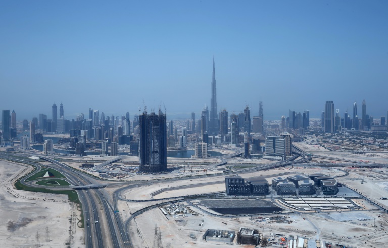 دول الخليج تستعد لفرض ضريبة القيمة المضافة