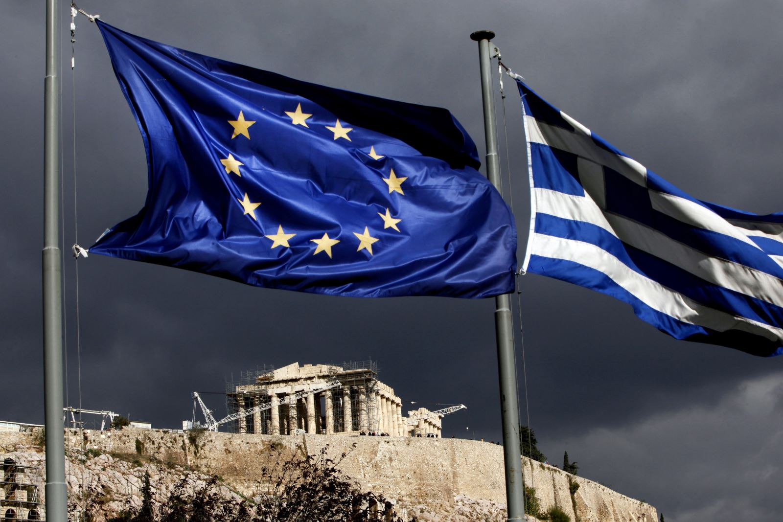 اليونان تعود الى الاسواق مع سندات مدتها خمس سنوات