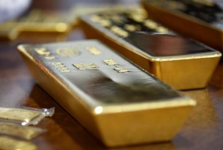 انخفاض الطلب على الذهب إلى أدنى مستوى منذ ثماني سنوات