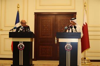 قطر تسعى إلى زيادة تعاونها الاقتصادي مع فرنسا