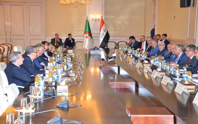 توقيع اتفاقات عراقية جزائرية للاستثمار النفطي والغازي