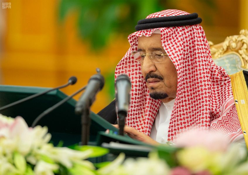 العاهل السعودي خلال ترؤسه مجلس الوزراء يوم الثلاثاء - واس