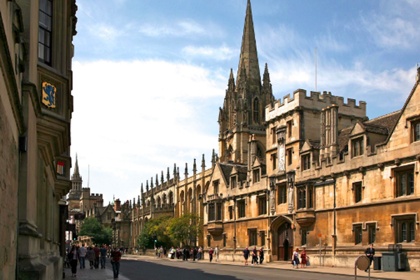 أكسفورد تنتزع من لندن لقب أغلى منطقة عقارية