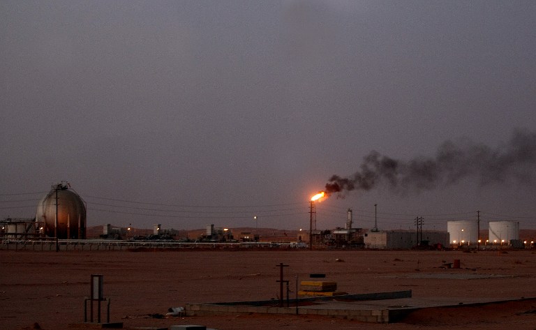 السعودية تسعى الى خفض اكبر في المخزونات النفطية