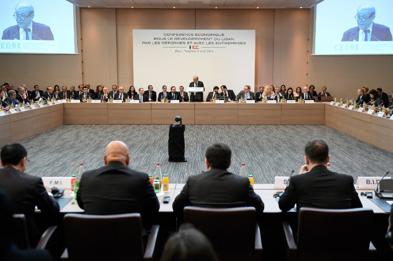 قروض ومساعدات للاقتصاد اللبناني في مؤتمر باريس
