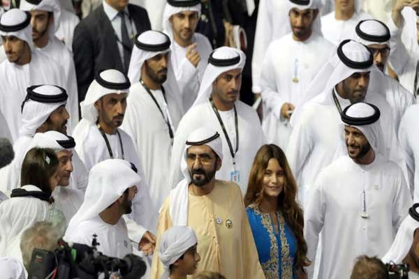 دبي تنفق مليارات الدولارات على مشاريع ضخمة