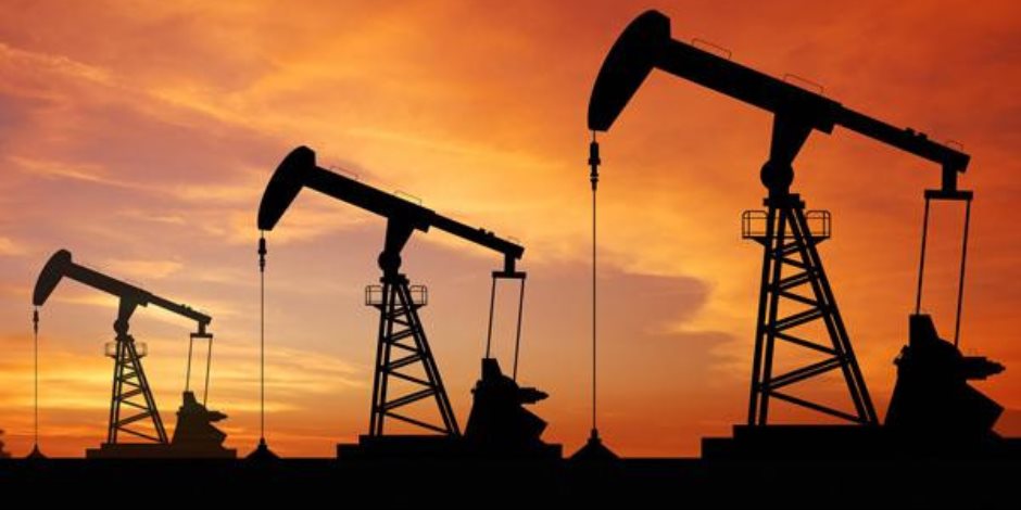 الكويت وعمان تحضان الدول النفطية على مواصلة التعاون لضمان استقرار السوق