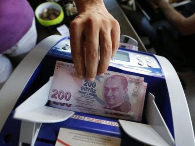 البنك المركزي التركي يرفع سعر الفائدة 300 نقطة الى 16,5% بعد اجتماع طارئ