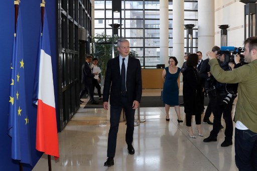 وزير فرنسي: واشنطن تزعزع الاقتصاد العالمي