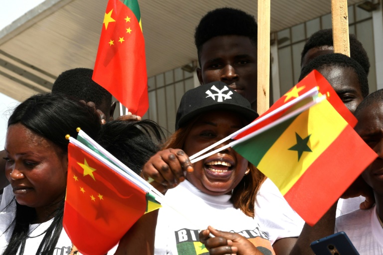 الرئيس الصيني في السنغال لتوقيع اتفاقات تجارية