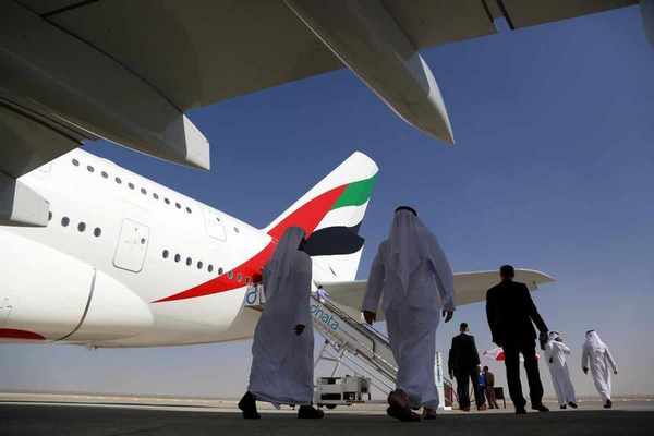 30 دولة تشارك في قمة دبي العالمية للاستثمار بقطاع الطيران