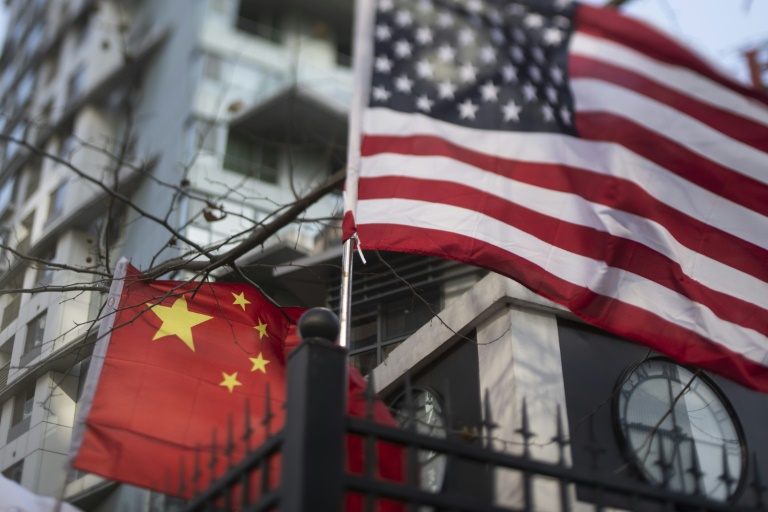 نائب رئيس وزراء الصين قد يزور واشنطن لمواصلة المفاوضات التجارية