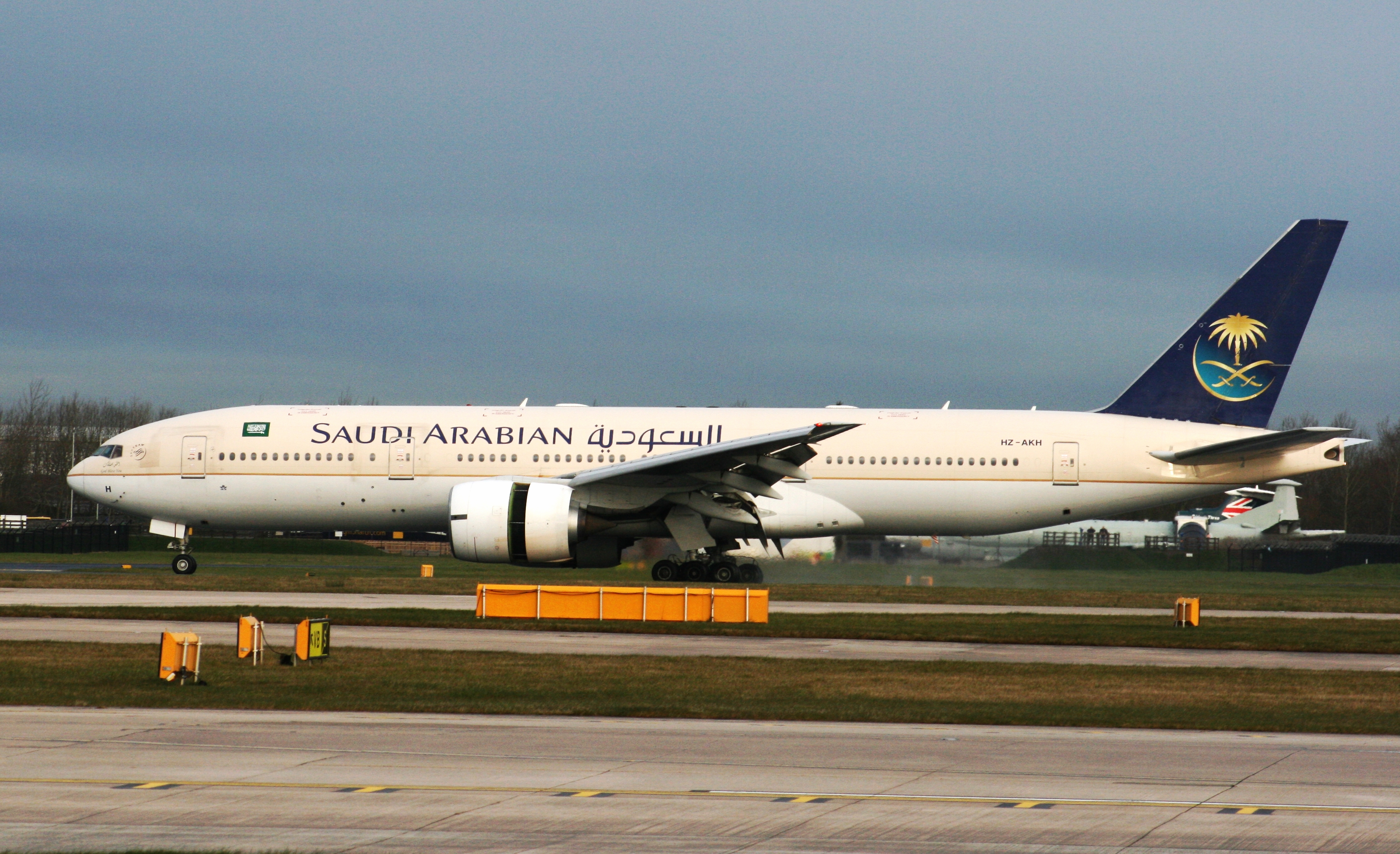 بوينغ طراز 777 تابعة للخطوط الجوية السعودية 