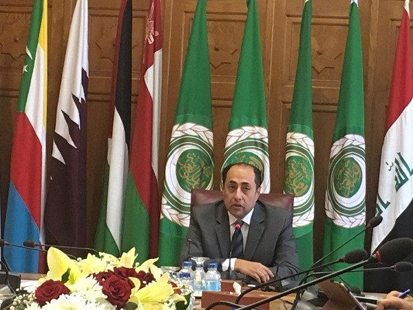 الأمين العام المساعد للجامعة العربية حسام زكي 