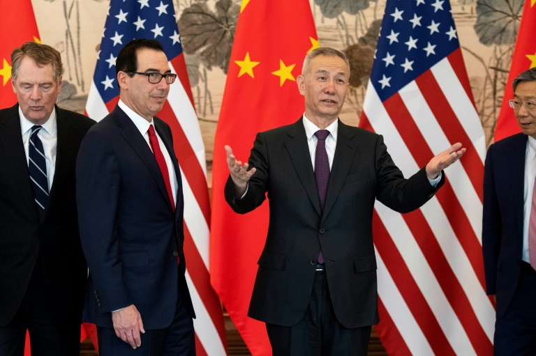 ترمب يلتقي كبير المفاوضين التجاريين الصينيين في البيت الأبيض