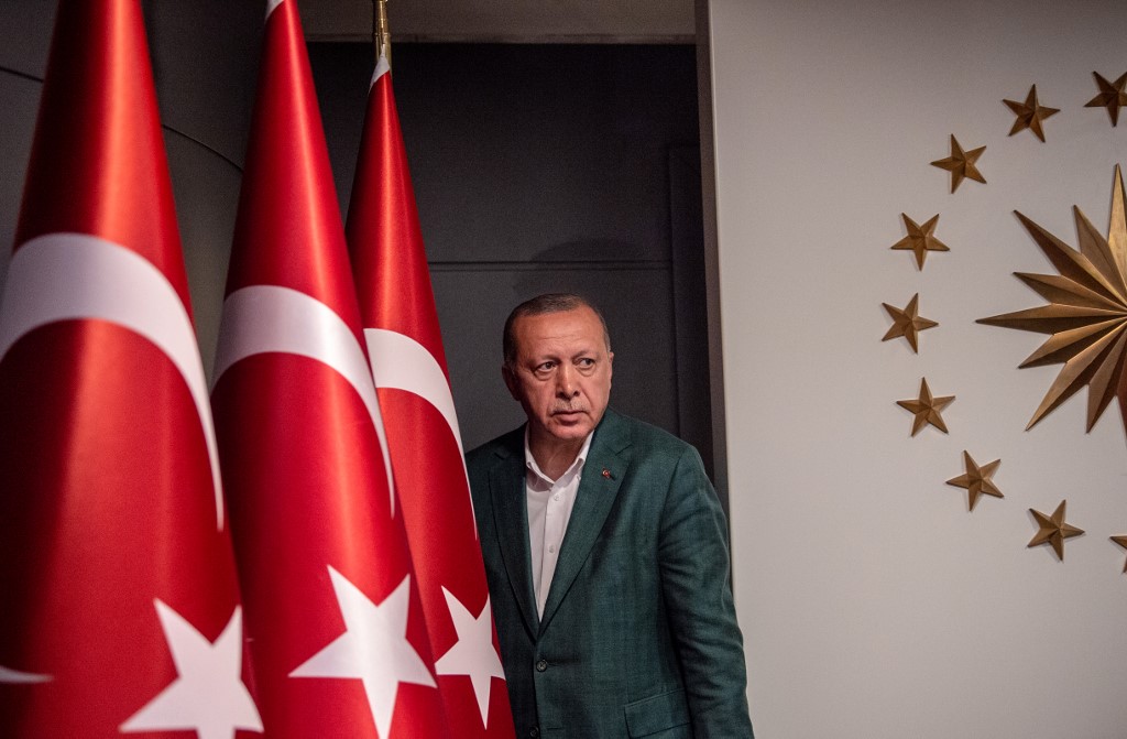 اردوغان يراجع حساباته بعد الهزيمة