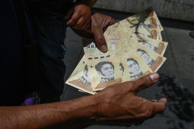 فنزويلا تضاعف الحد الأدنى للأجور