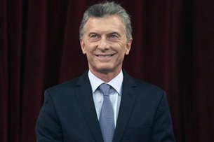 الرئيس الأرجنتيني يسعى إلى عقد اتفاق مع المعارضة لمواجهة الأزمة الاقتصادية