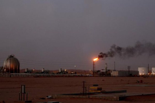 أسعار النفط ارتفعت بشكل محدود بعد تعرض السعودية لهجوم استهدف محطتين لضخ النفط