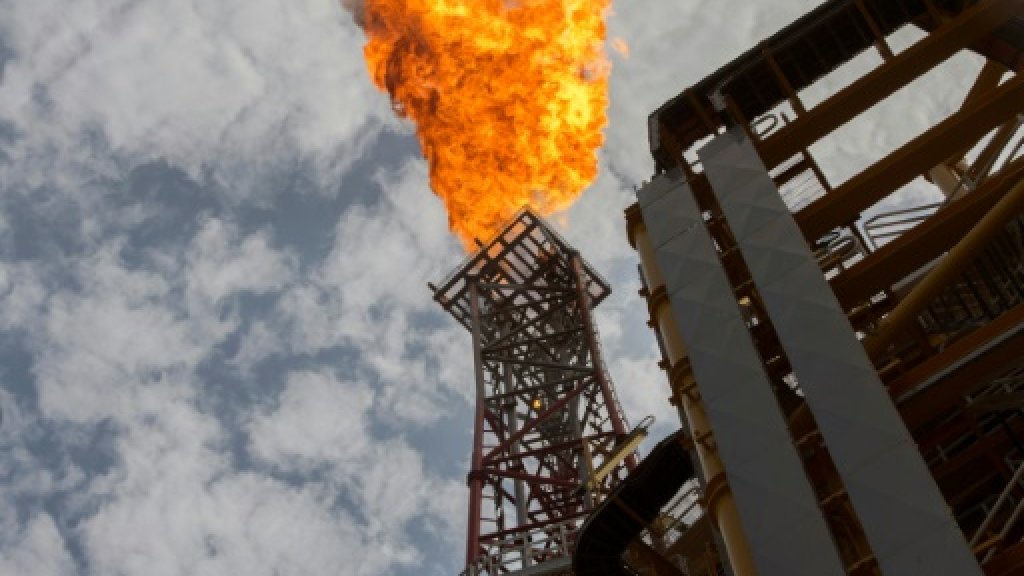إصلاحات واسعة في قطاع النفط في أنغولا لإنعاش الإنتاج