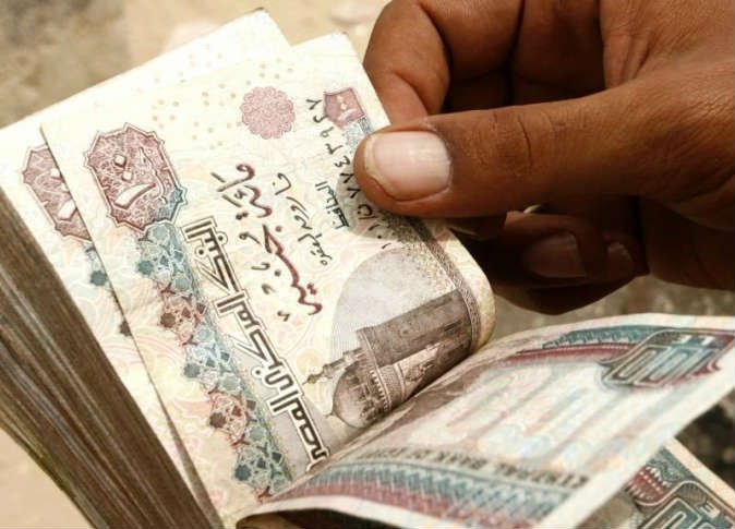 الجنيه المصري إلى ارتفاع مقابل الدولار