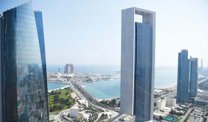 أدنوك الإماراتية ترسي عقودا بقيمة 3,6 مليار دولار