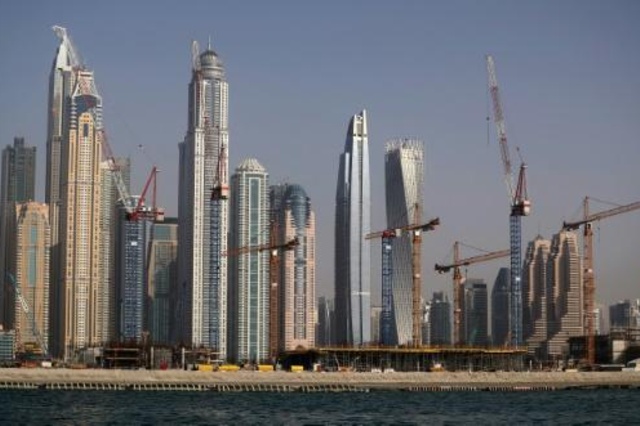 دبي تؤسّس لجنة لتحقيق التوازن في سوق العقارات