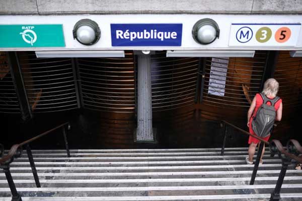 من المتوقع توفير خطين فقط من خطوط مترو باريس الآلية خلال الإضراب
