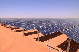تونس تختار شركات دولية لإقامة محطات لإنتاج الطاقة الشمسية