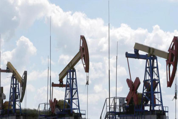 وكالة الطاقة تحذّر من التوترات في السوق النفطية