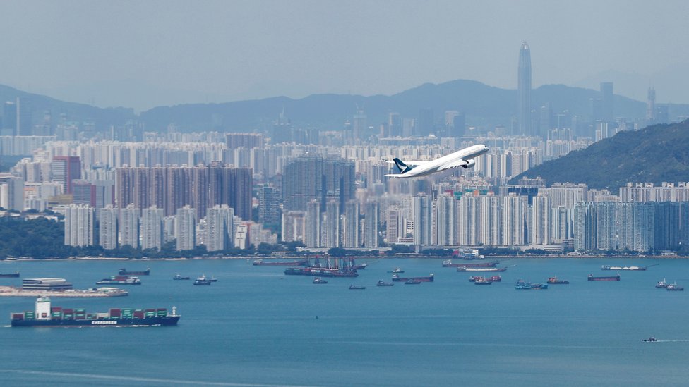 فيروس كورونا: شركة طيران في هونغ كونغ تعطي موظفيها إجازة غير مدفوعة
