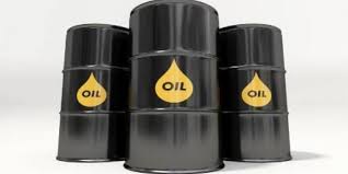 كورونا يتسبب في أول انخفاض في استخدام النفط منذ عقد