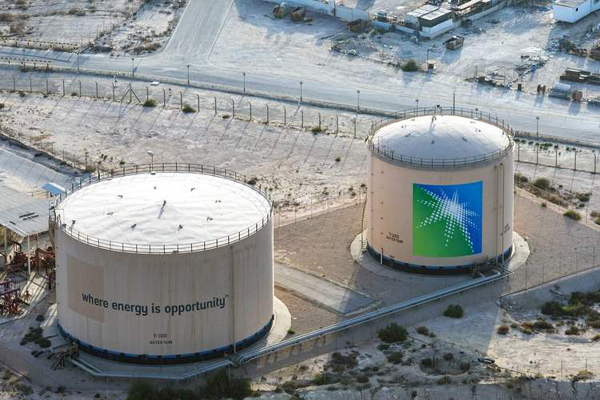 الطاقة السعودية: رفع مستوى الإنتاج إلى 13 مليون برميل يوميًا