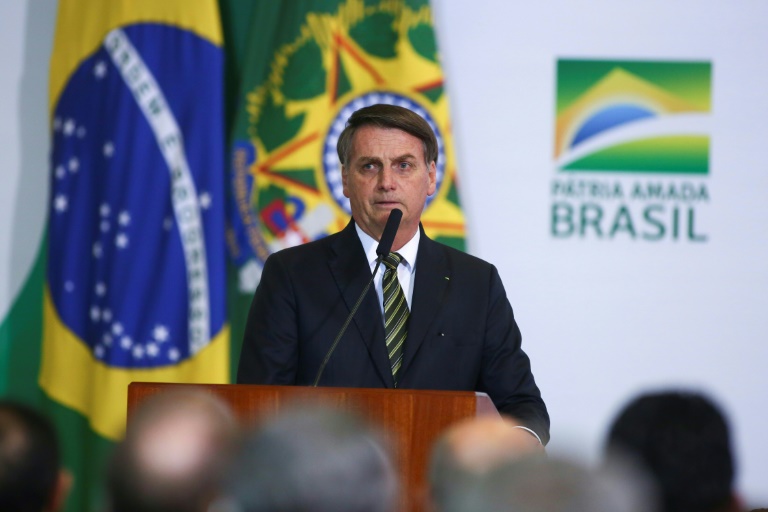 البرازيل تكشف عن خطة لدعم الاقتصاد في مواجهة كورونا