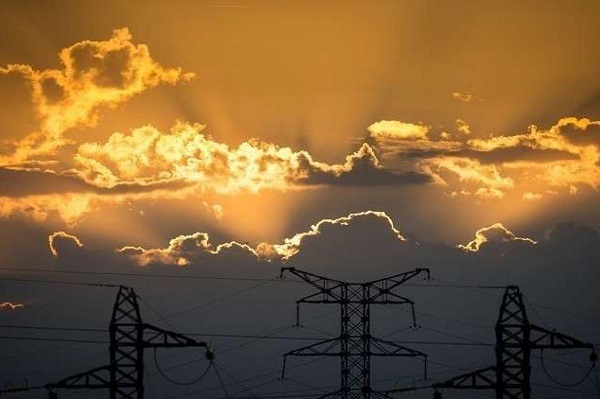 مصر ترفع أسعار الكهرباء للمنازل