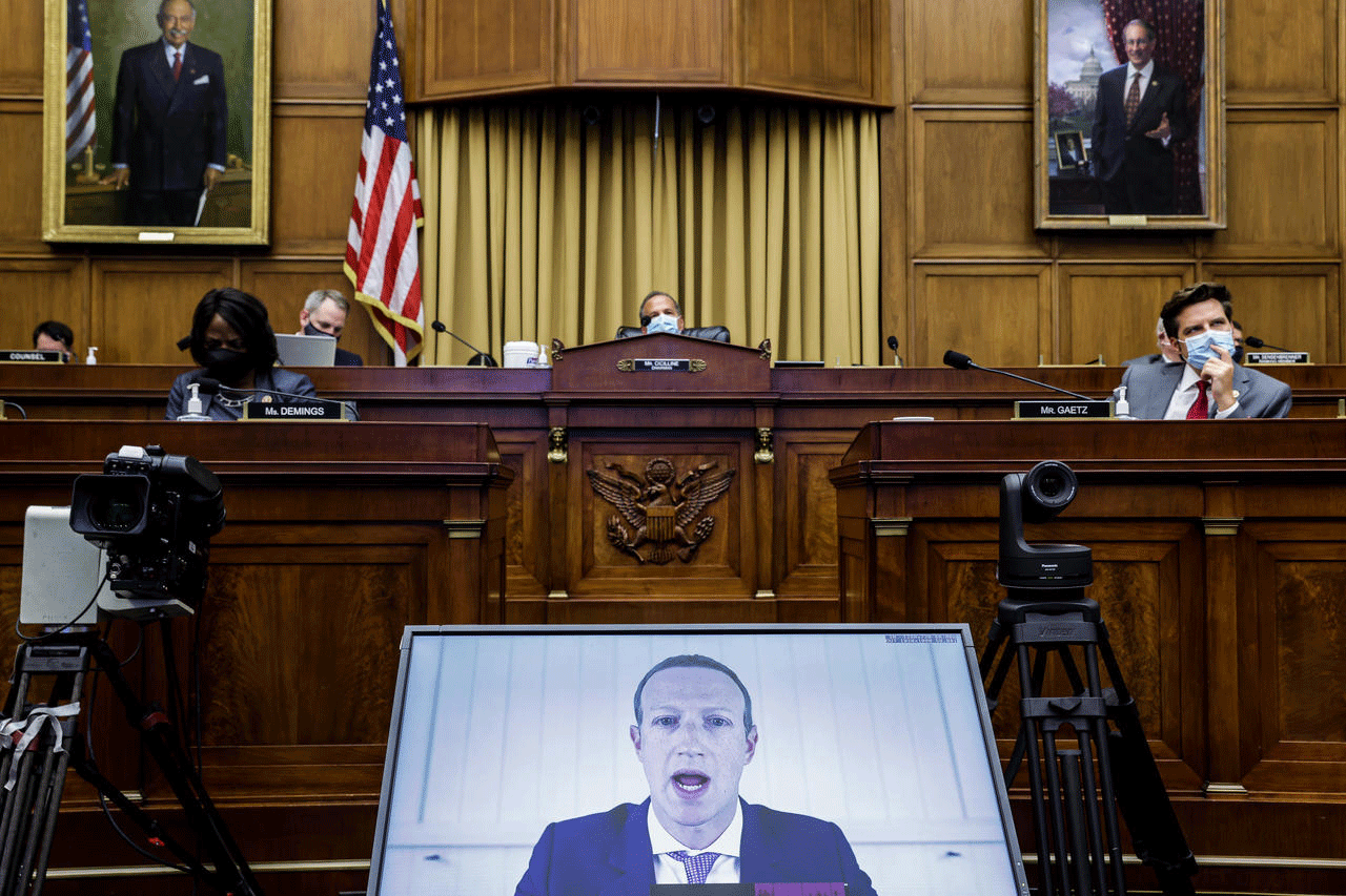 مدير فيسبوك مارك زاكربرغ يذكر بالدور الذي لعبته المنصات الرقمية إبان مرحلة الإغلاق خلال جلسة استماع في الكونغرس بتاريخ 29 يوليو 2020