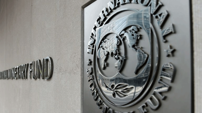 شعار صندوق النقد الدولي في مقره في واشنطن