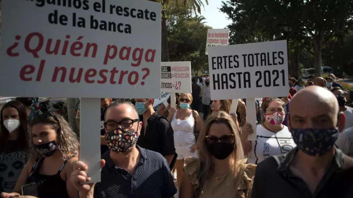تظاهرات ضد القيود المفروضة لمكافحة كورونا في ملقة بإسبانيا في 22 سبتمبر