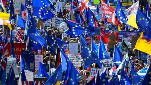 تظاهرة في لندن في 19 تشرين الأول/أكتوبر 2019 للمطالبة بإعادة الاستفتاء على الانفصال عن الاتحاد الأوروبي